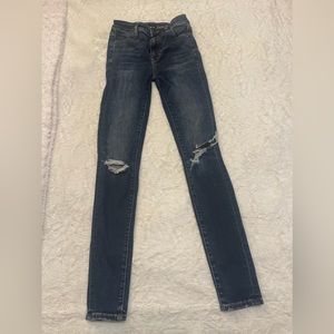 American Eagle high rise skinny jeans! Size:0(long), Color:Blue